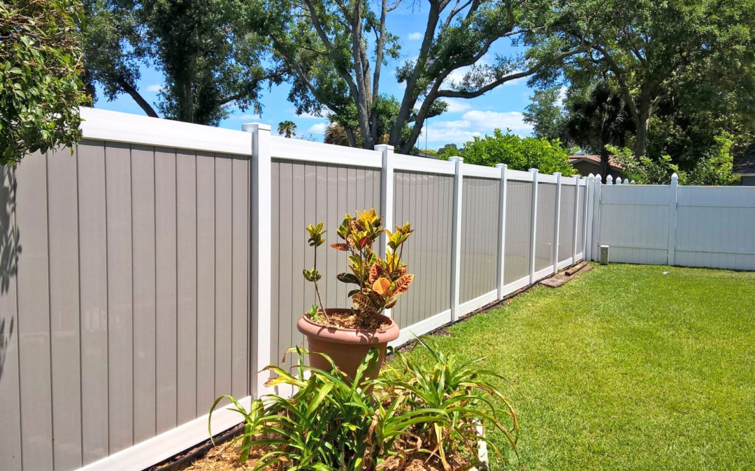 Will My Fencing Contractor Help Me Pick Materials?