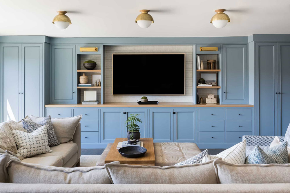 How To Decorate A Entertainment Center